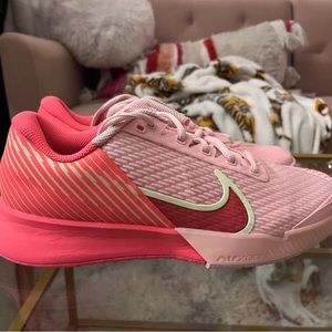 Nike Vapor Pro 2 Women’s Tennis Shoes